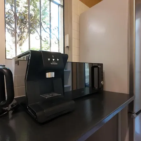 Escapade Aux Chartrons לינה וארוחת בוקר בורדו