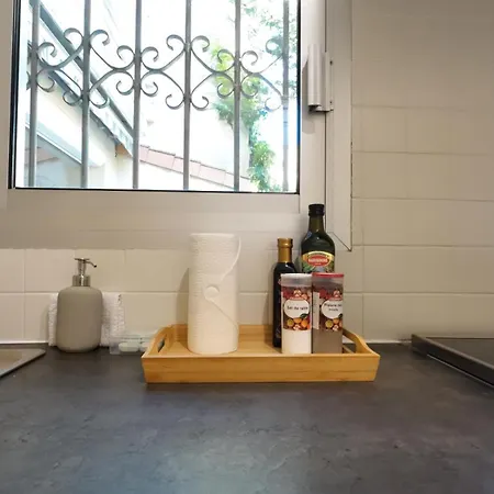 לינה וארוחת בוקר Escapade Aux Chartrons